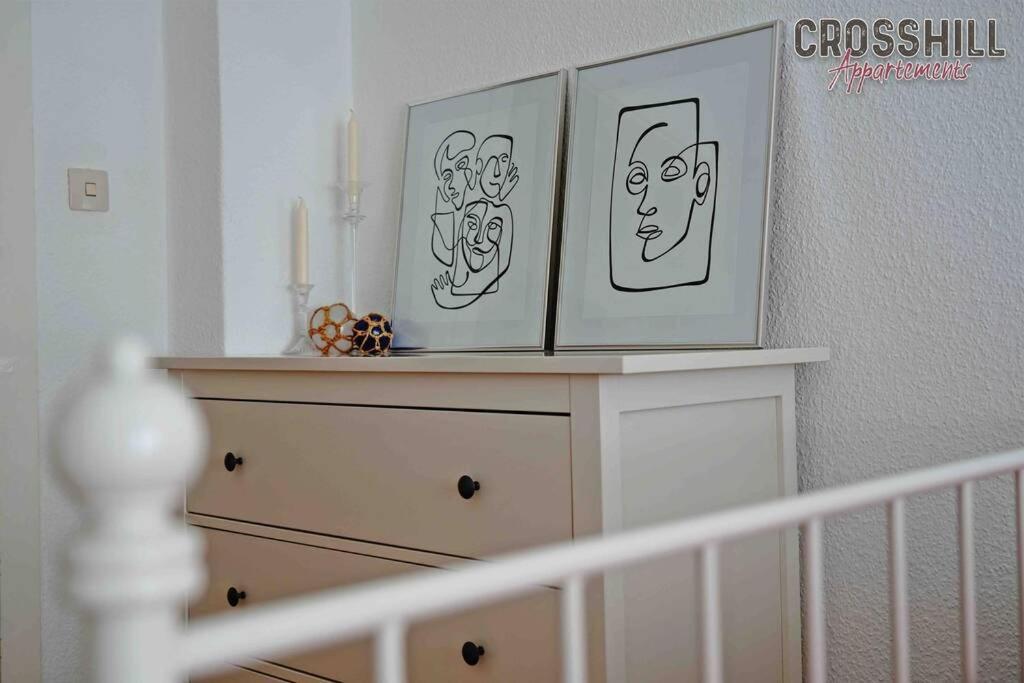 Crosshill - Charmante Und Helle *
